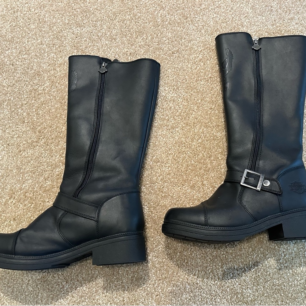 Women’s size 11 Harley-Davidson Black Riding Boots Embossed Eagle Design - Picture 5 of 7